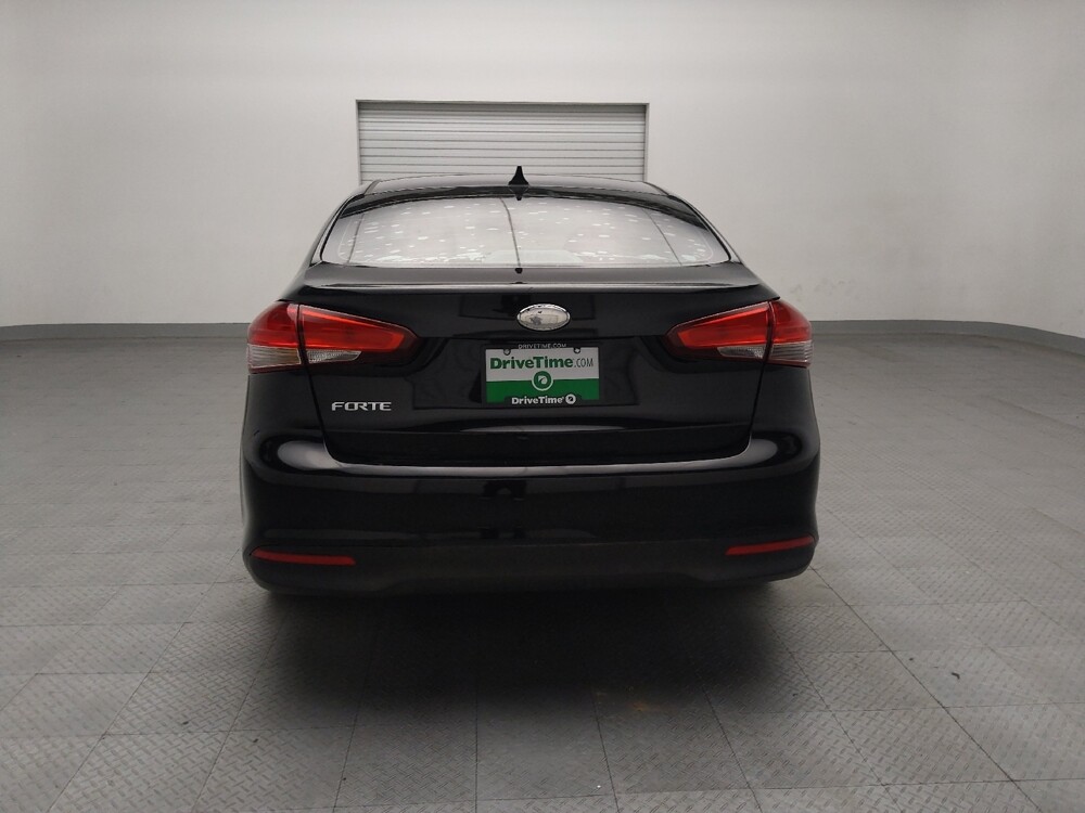 2017 Kia Forte in Lubbock, TX 79424 - 18092912 6