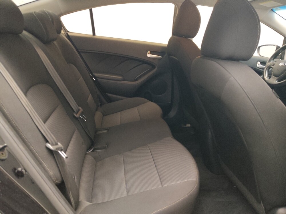 2017 Kia Forte in Lubbock, TX 79424 - 18092912 19