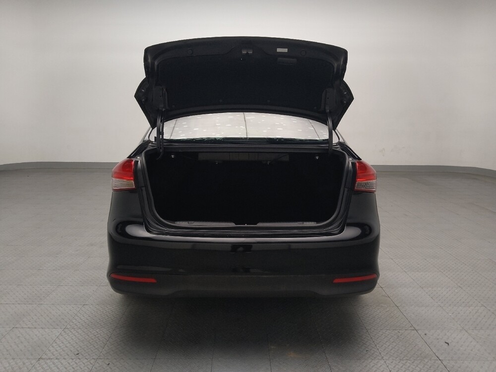 2017 Kia Forte in Lubbock, TX 79424 - 18092912 29