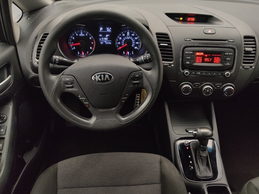 2017 Kia Forte in San Antonio, TX 78238 - 18092914 22