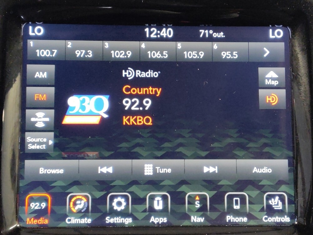 2020 Jeep Cherokee in Baton Rouge, LA 70816 - 18092917 25