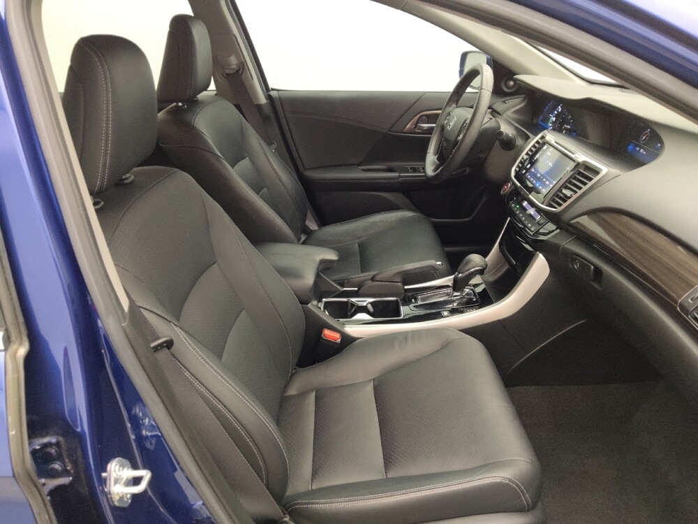 2017 Honda Accord in Houston, TX 77034 - 18092919 21
