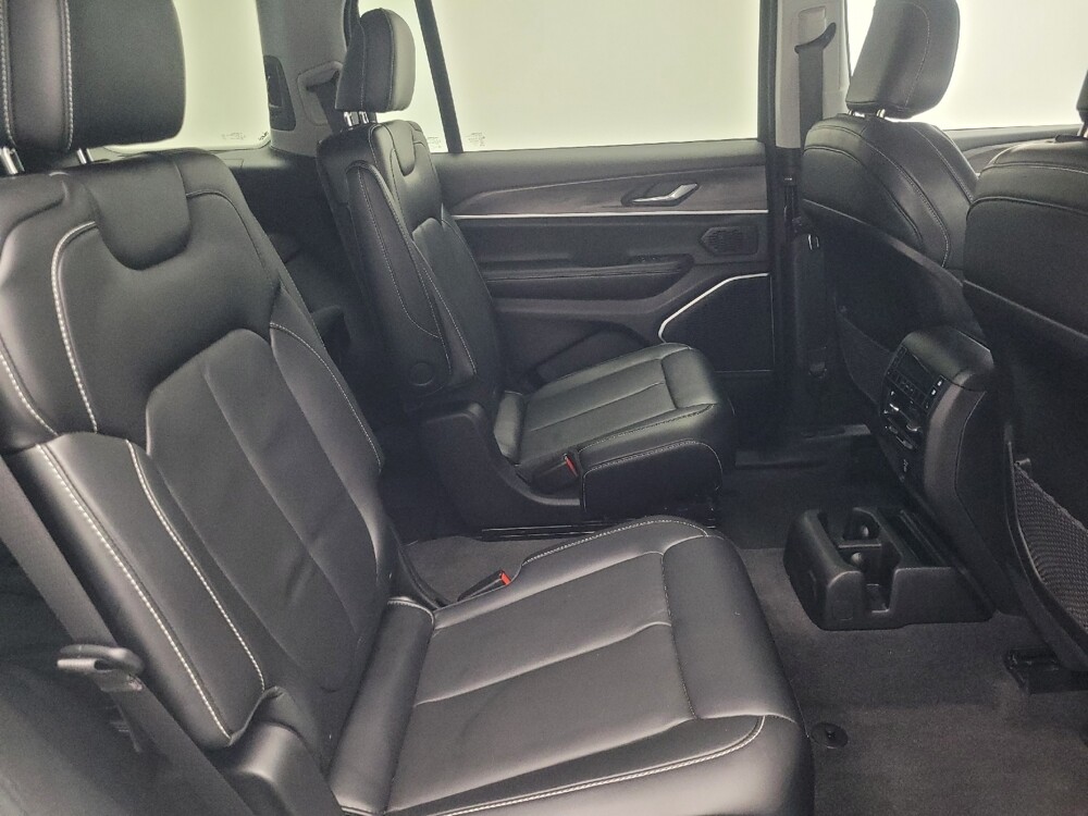 2021 Jeep Grand Cherokee L in Indianapolis, IN 46222 - 18092925 19