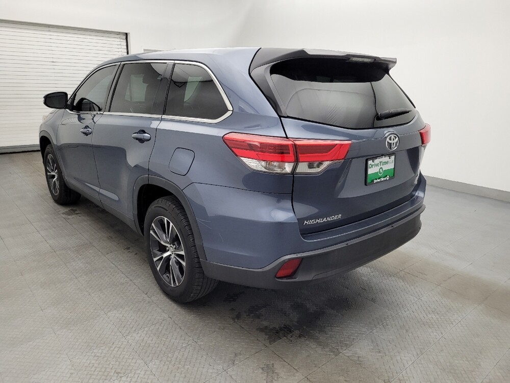 2019 Toyota Highlander in Raleigh, NC 27604 - 18092928 5