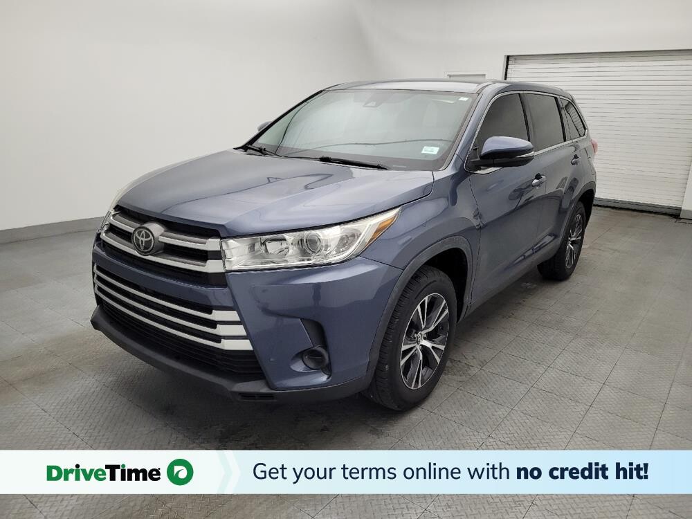 2019 Toyota Highlander in Raleigh, NC 27604 - 18092928
