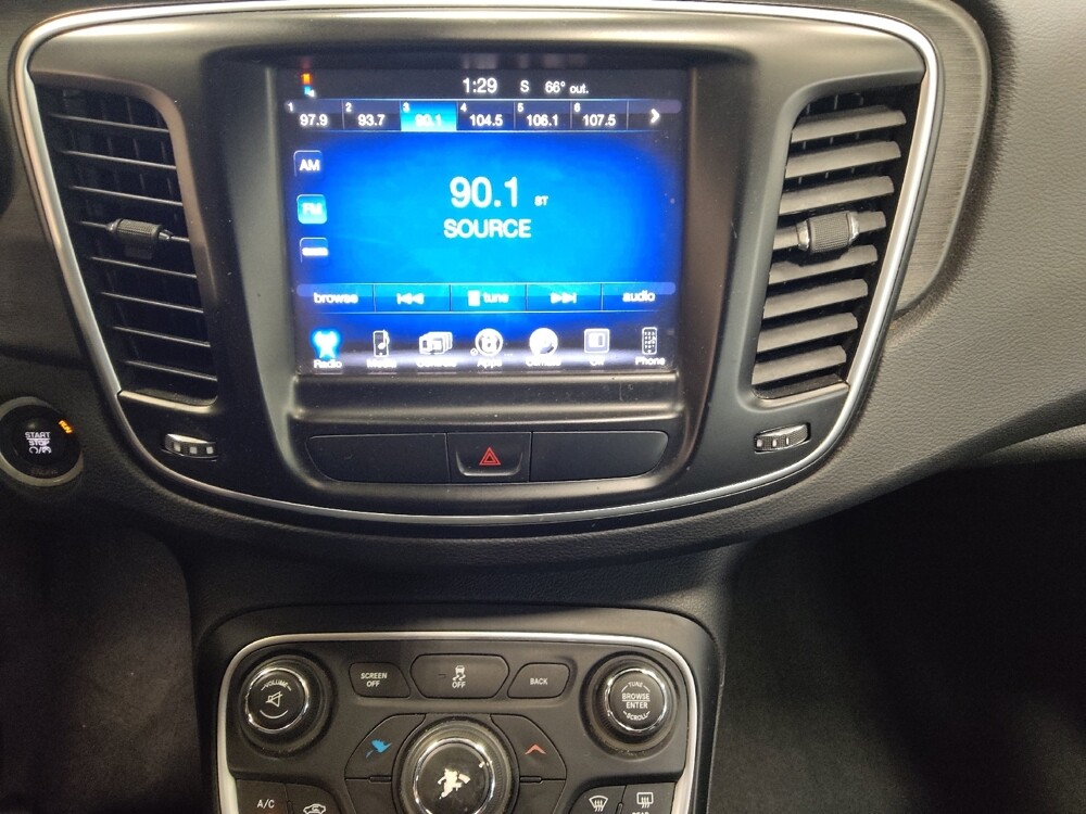 2016 Chrysler 200 in Arlington, TX 76011 - 18092930 25