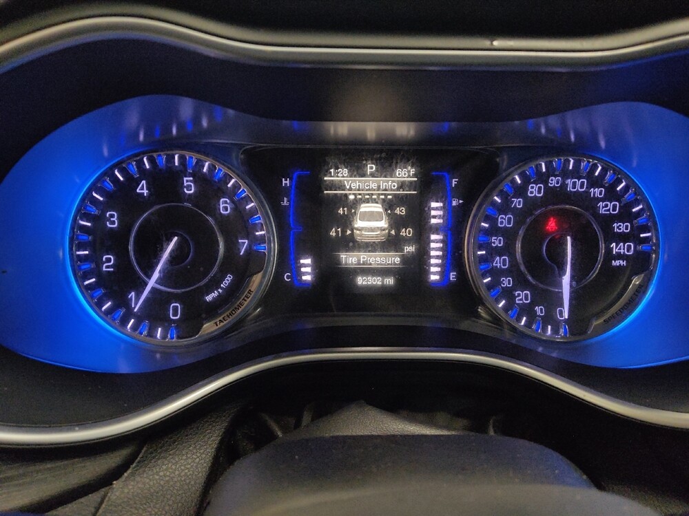 2016 Chrysler 200 in Arlington, TX 76011 - 18092930 23