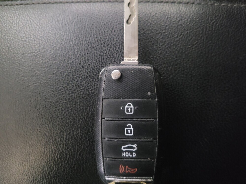 2020 Kia Optima in Union City, GA 30291 - 18092933 32