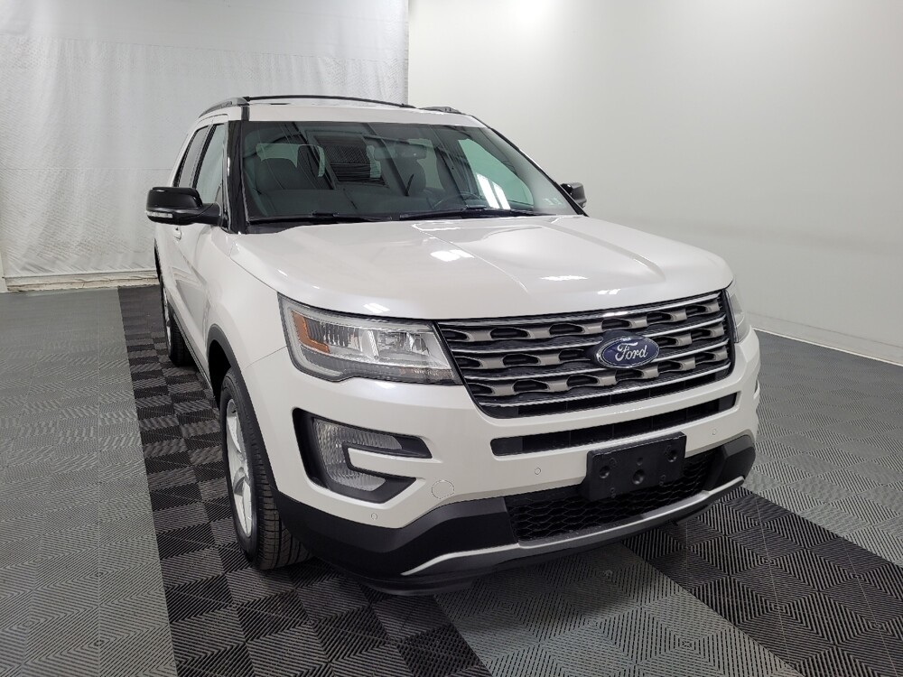 2017 Ford Explorer in Allentown, PA 18103 - 18092934 14