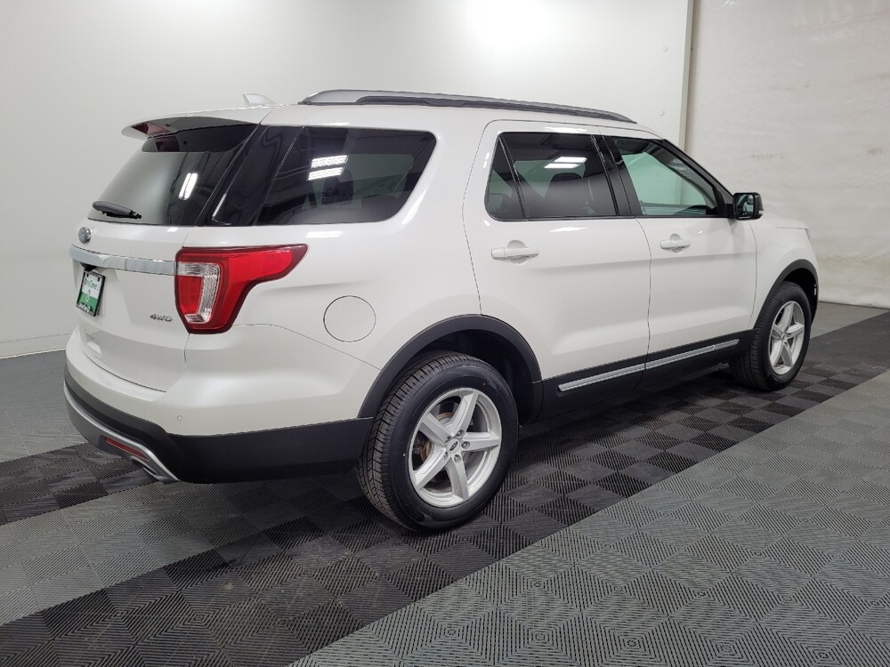 2017 Ford Explorer in Allentown, PA 18103 - 18092934 10