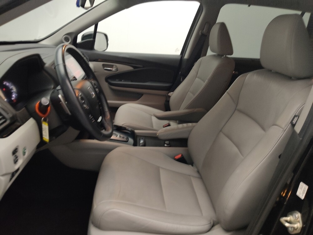 2017 Honda Pilot in Union City, GA 30291 - 18092936 17