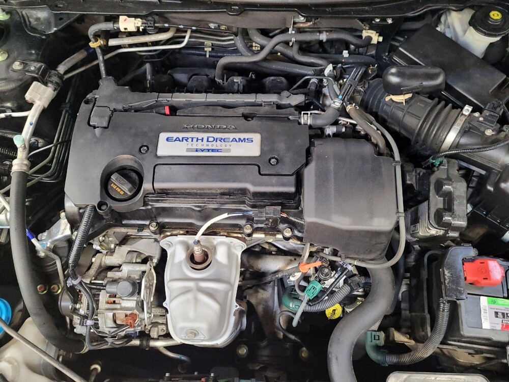 2015 Honda Accord in Riverside, CA 92504 - 18092940 30