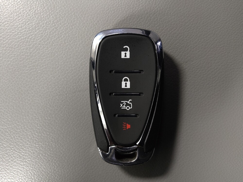 2016 Chevrolet Malibu in Union City, GA 30291 - 18092941 32