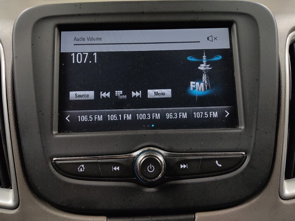 2016 Chevrolet Malibu in Union City, GA 30291 - 18092941 25