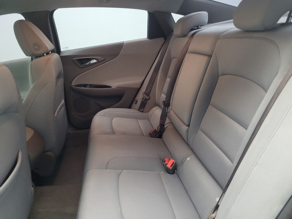 2016 Chevrolet Malibu in Union City, GA 30291 - 18092941 18