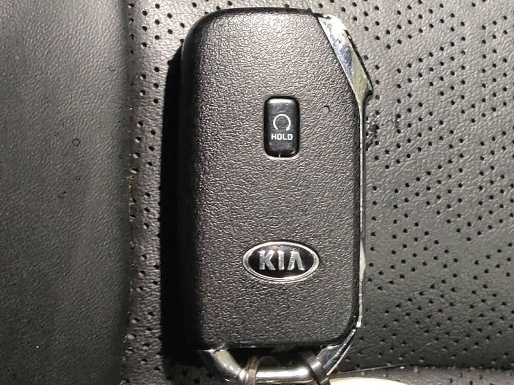 2021 Kia Sorento in El Paso, TX 79907 - 18092943 32