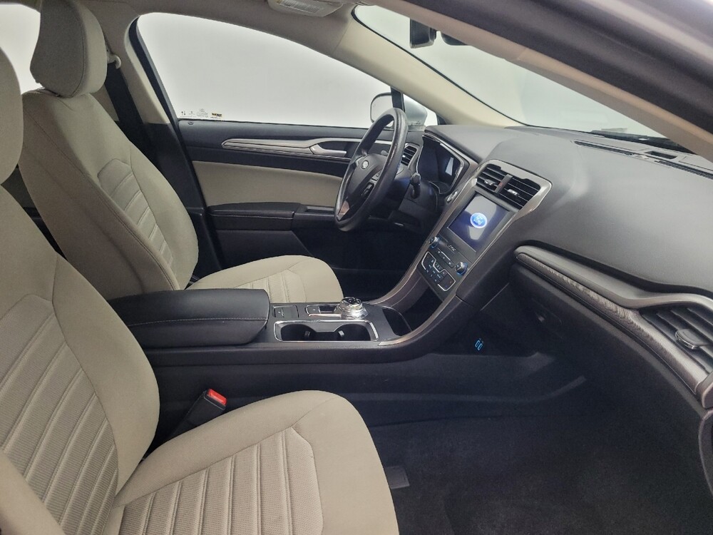 2020 Ford Fusion in Memphis, TN 38128 - 18092944 21