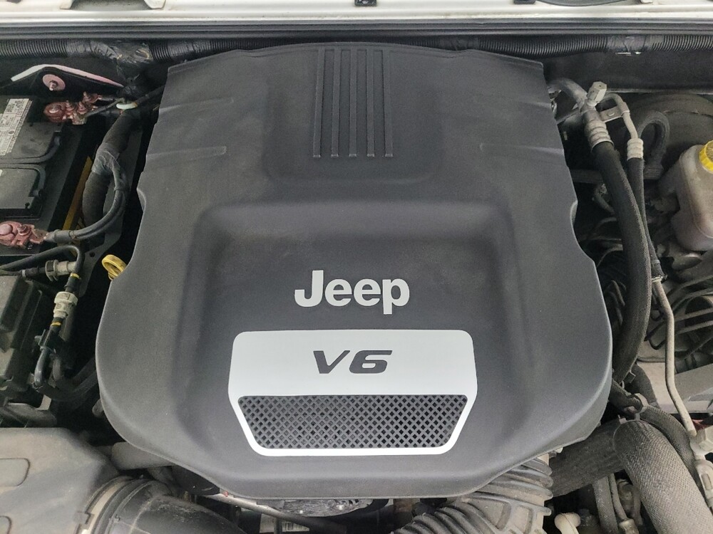 2018 Jeep Wrangler in Highland, IN 46322 - 18092947 30