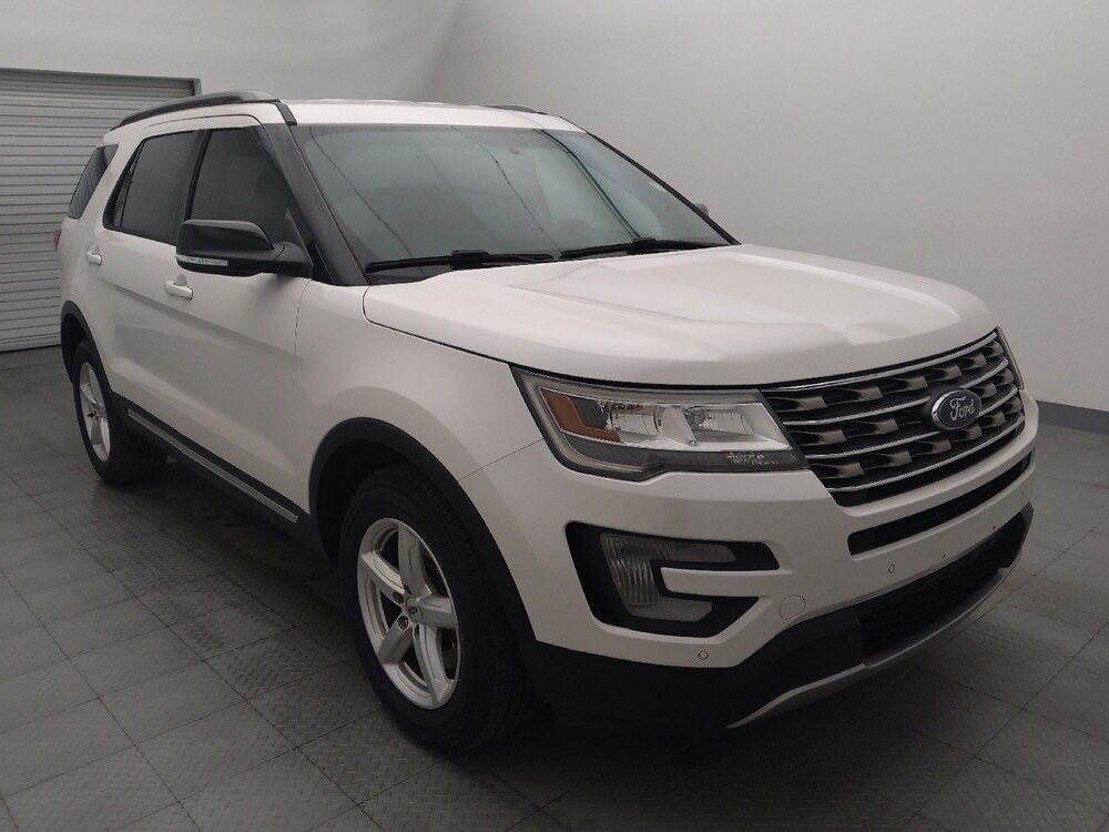 2017 Ford Explorer in Houston, TX 77074 - 18092962 13