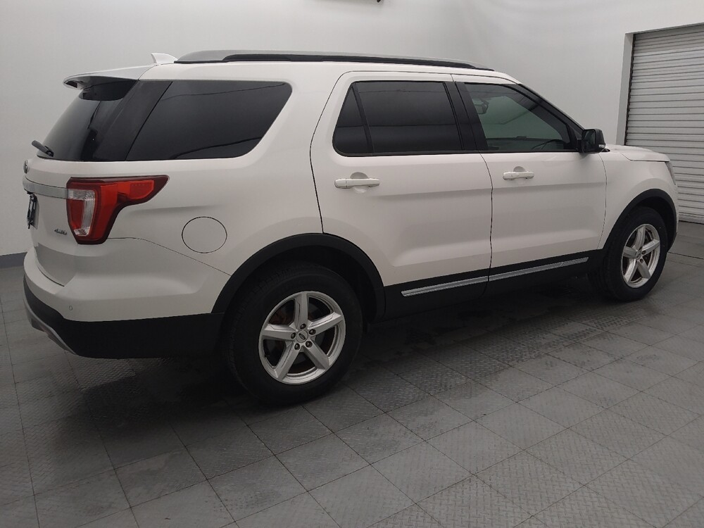 2017 Ford Explorer in Houston, TX 77074 - 18092962 10
