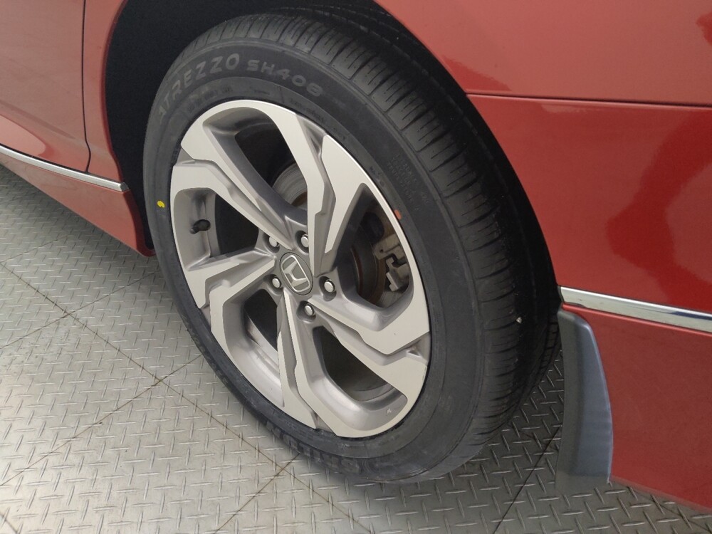 2018 Honda Accord in Houston, TX 77074 - 18092963 31