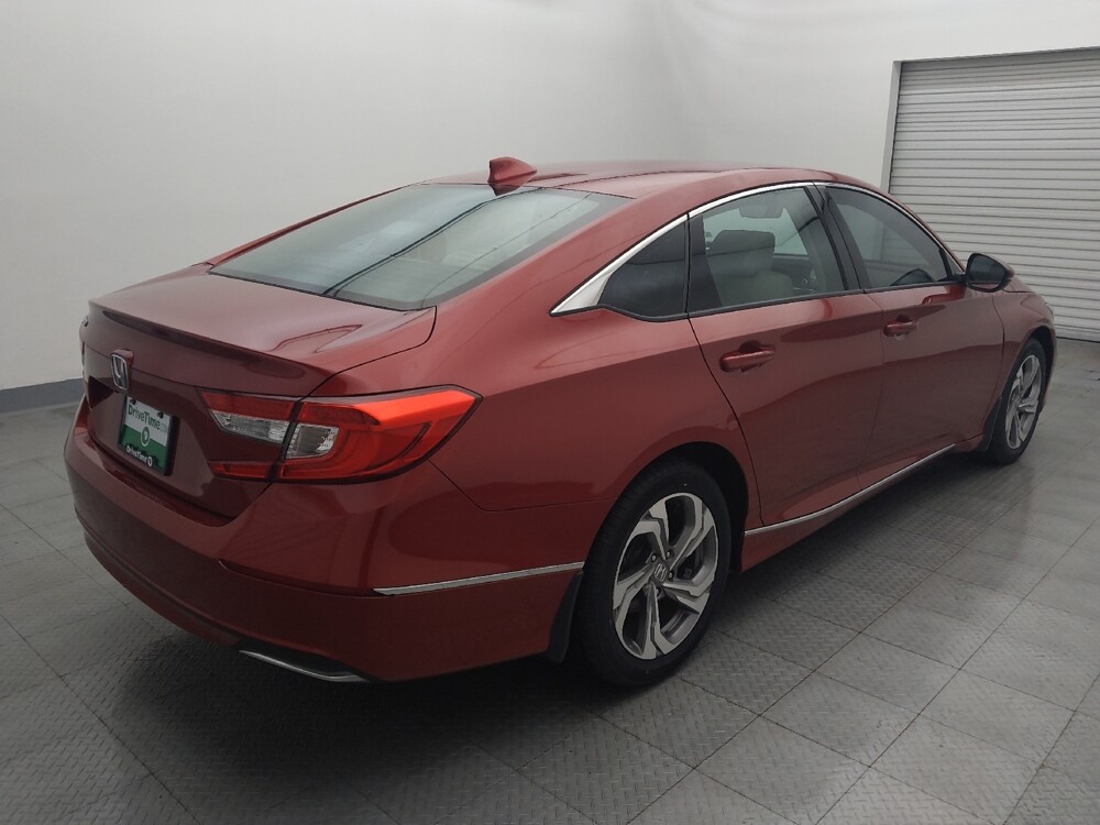 2018 Honda Accord in Houston, TX 77074 - 18092963 9