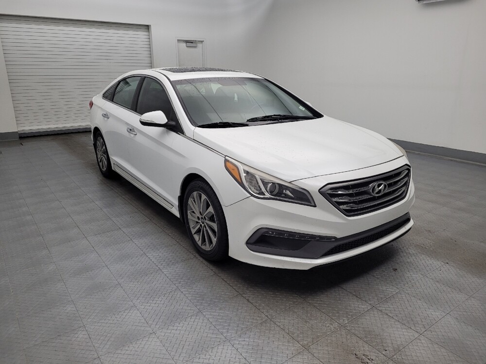 2017 Hyundai Sonata in Maple Heights, OH 44137 - 18092970 13