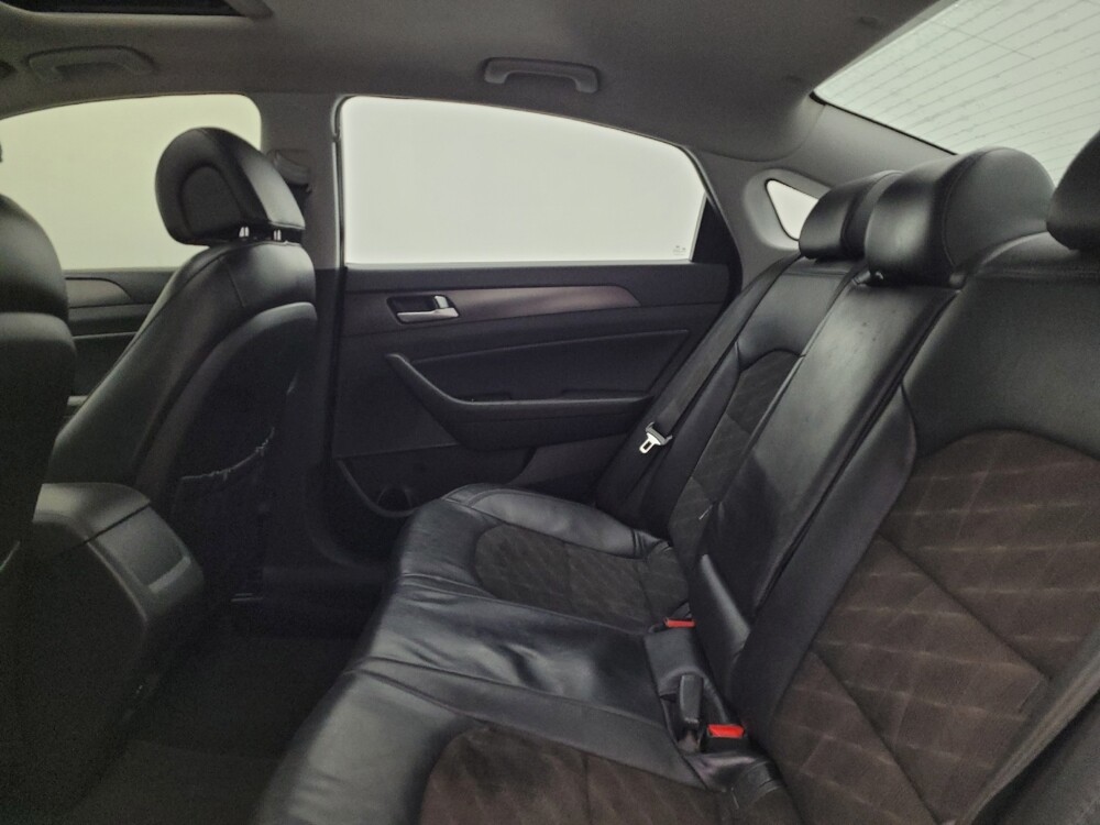 2017 Hyundai Sonata in Maple Heights, OH 44137 - 18092970 18