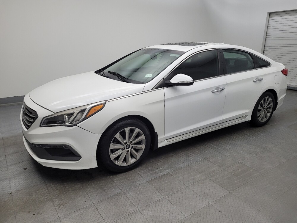 2017 Hyundai Sonata in Maple Heights, OH 44137 - 18092970 2