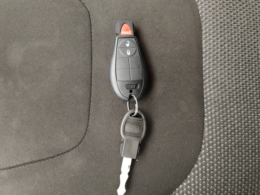 2019 Jeep Cherokee in Independence, MO 64055 - 18092973 32