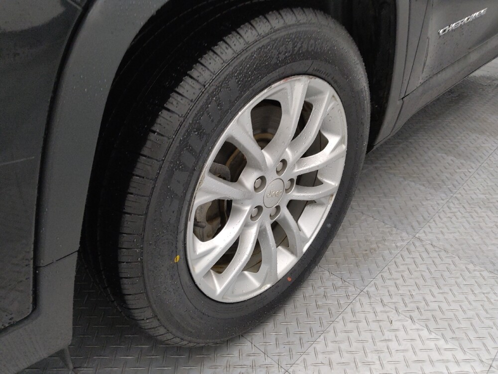 2019 Jeep Cherokee in Independence, MO 64055 - 18092973 31