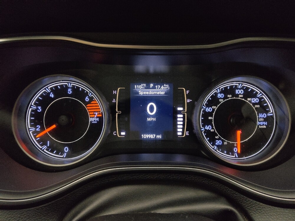 2019 Jeep Cherokee in Independence, MO 64055 - 18092973 23