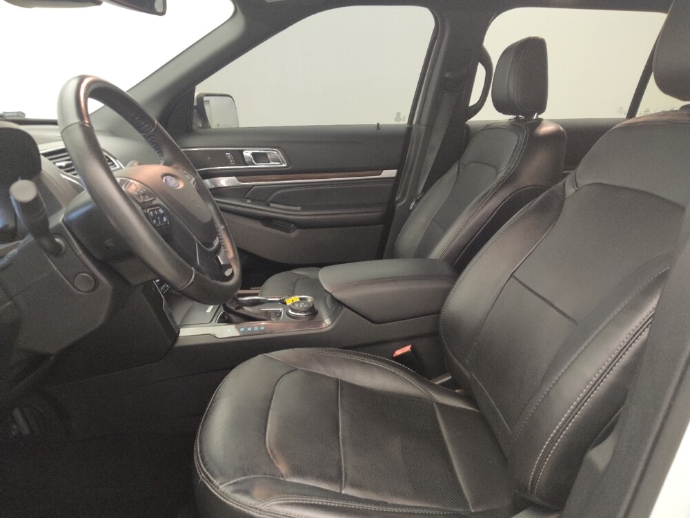 2018 Ford Explorer in Lakeland, FL 33815 - 18092976 17