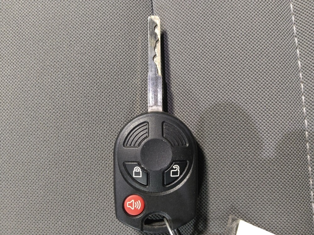 2017 Ford Escape in Tampa, FL 33612 - 18092977 32