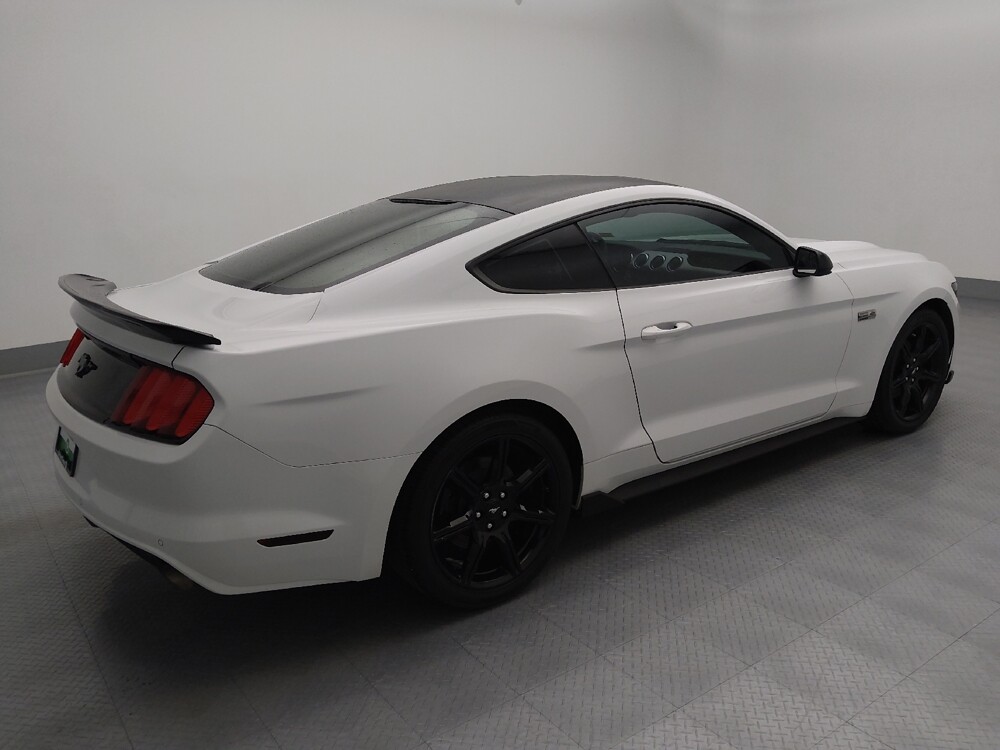 2017 Ford Mustang in Independence, MO 64055 - 18092978 10