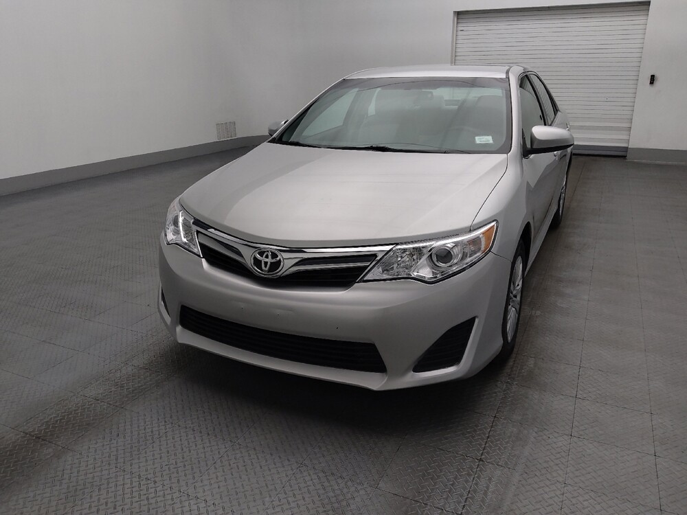 2014 Toyota Camry in Gainesville, FL 32609 - 18092981 15