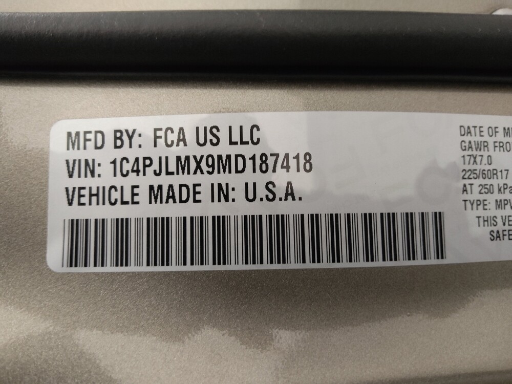 2021 Jeep Cherokee in Lakewood, CO 80215 - 18092982 33