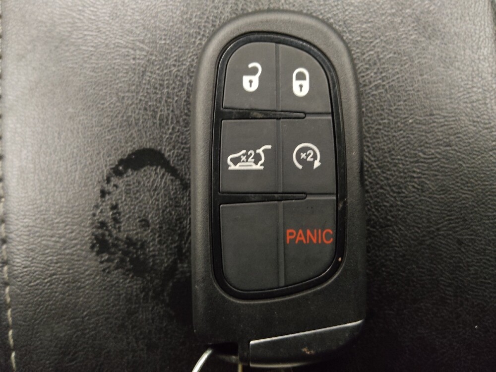 2021 Jeep Cherokee in Lakewood, CO 80215 - 18092982 32