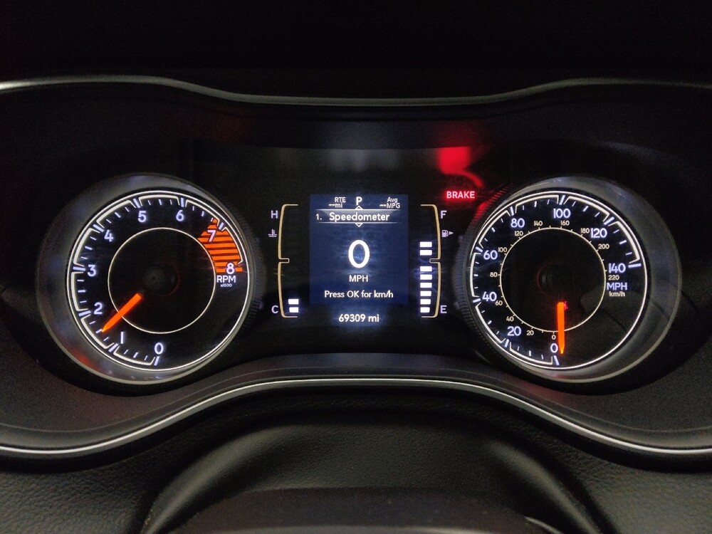 2021 Jeep Cherokee in Lakewood, CO 80215 - 18092982 23