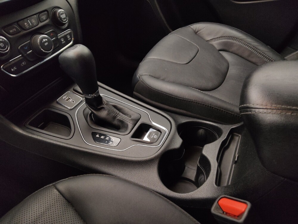 2021 Jeep Cherokee in Lakewood, CO 80215 - 18092982 26