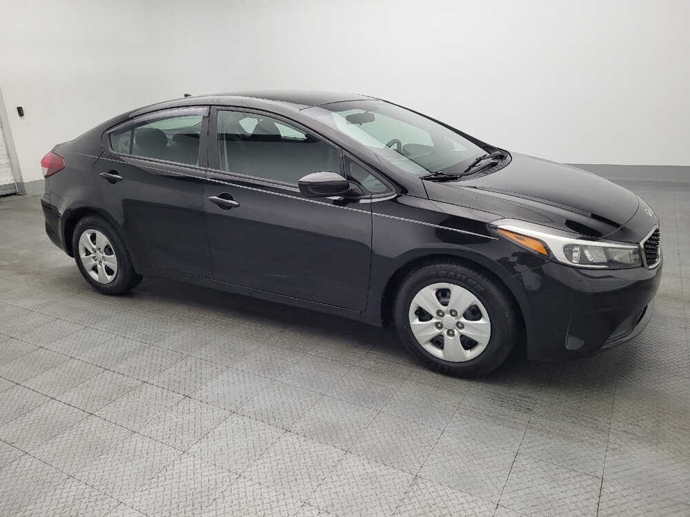2017 Kia Forte in Ocala, FL 34471 - 18092983 11