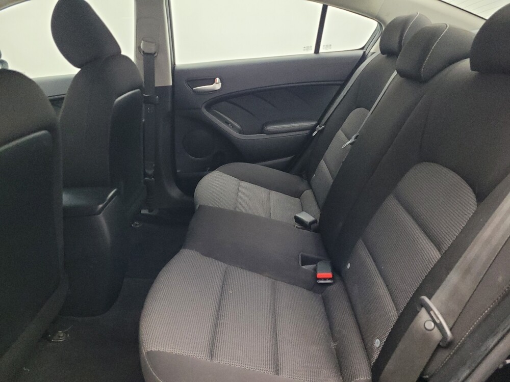 2017 Kia Forte in Ocala, FL 34471 - 18092983 18