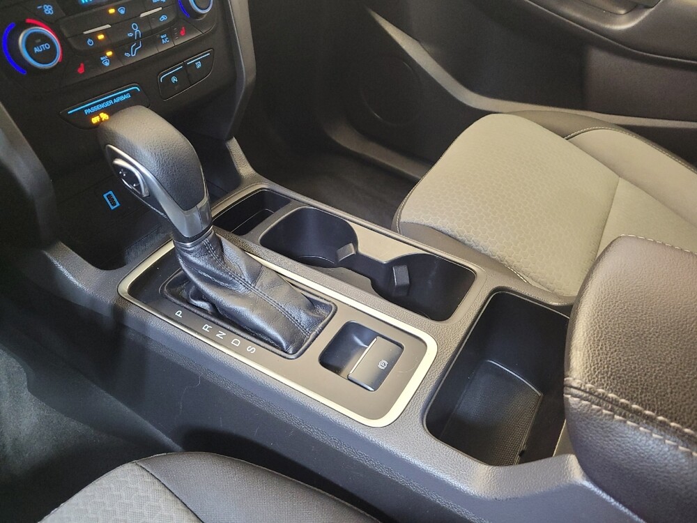 2018 Ford Escape in Fairfield, OH 45014 - 18092987 26