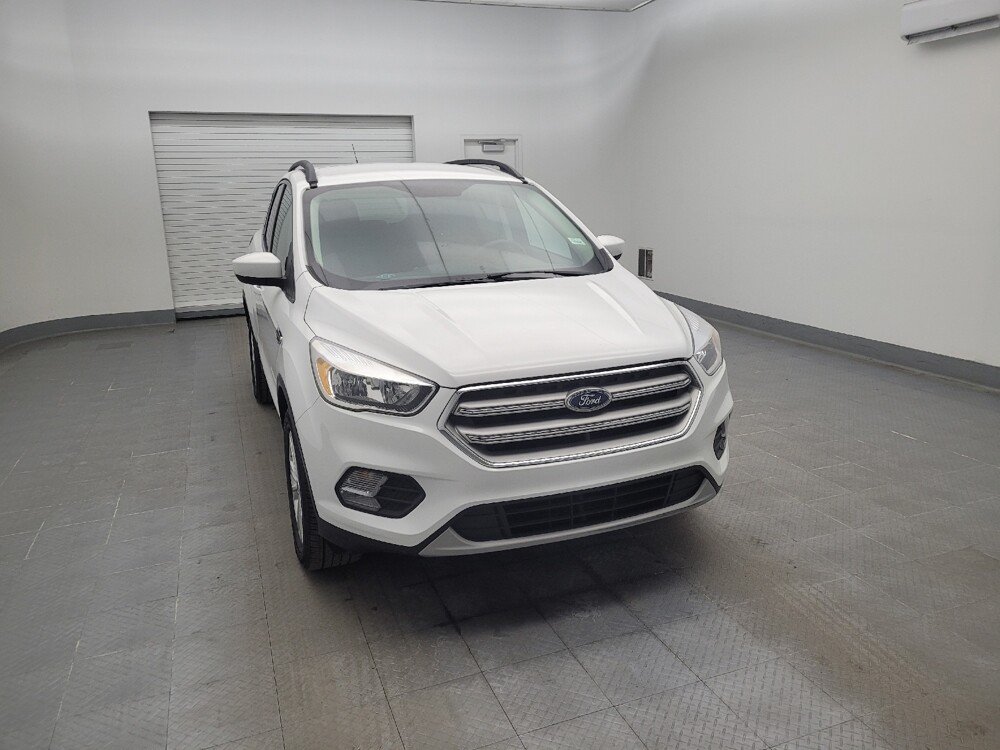 2018 Ford Escape in Fairfield, OH 45014 - 18092987 14
