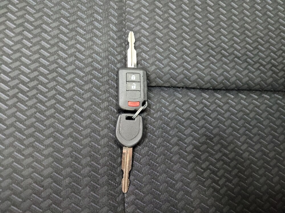 2018 Mitsubishi Eclipse Cross in Allentown, PA 18103 - 18092988 32