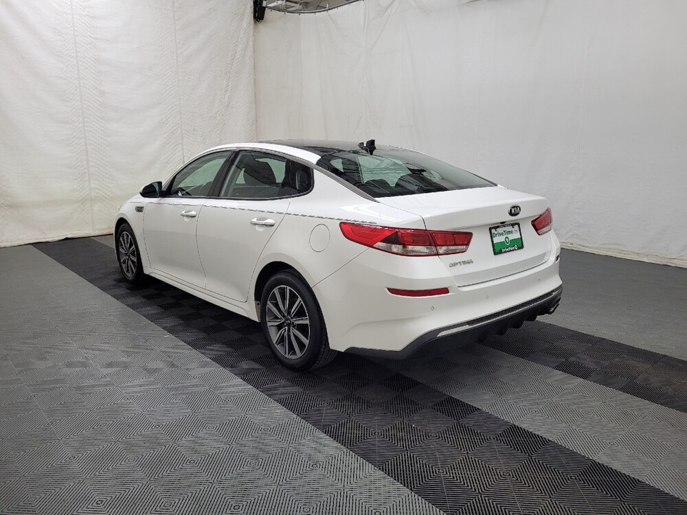 2019 Kia Optima in Allentown, PA 18103 - 18092989 5