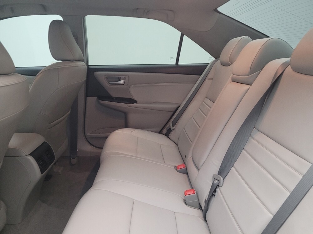 2017 Toyota Camry in Fairfield, OH 45014 - 18092991 18