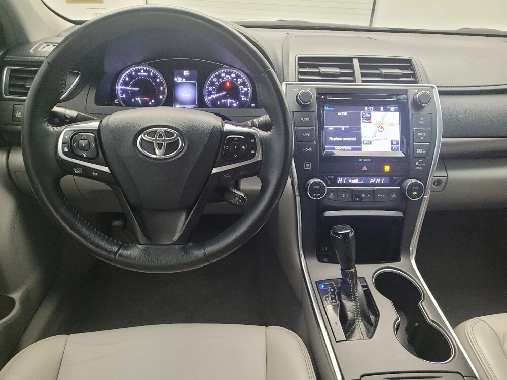2017 Toyota Camry in Fairfield, OH 45014 - 18092991 22