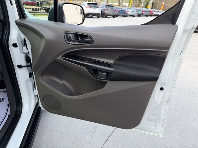 2020 Ford Transit Connect in Knoxville, TN 37920 - 18093000 9