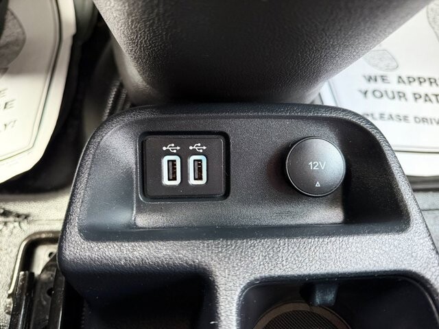 2020 Ford Transit Connect in Knoxville, TN 37920 - 18093000 22